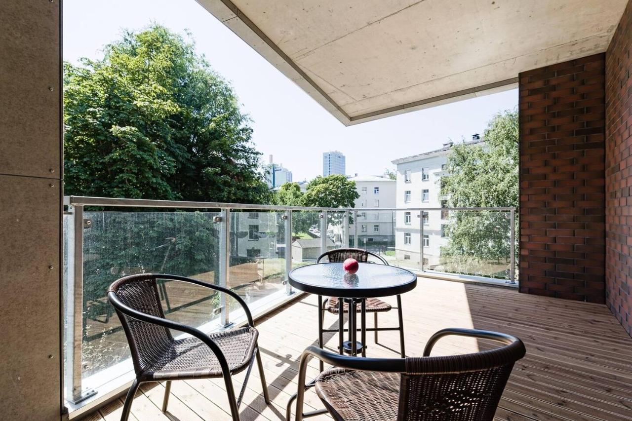 Central Apartments, Quiet With Free Parking And Ac. Талин Екстериор снимка