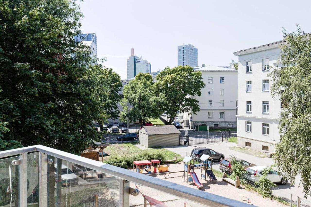Central Apartments, Quiet With Free Parking And Ac. Талин Екстериор снимка