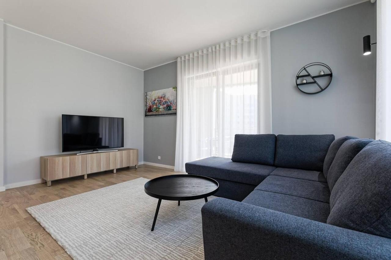 Central Apartments, Quiet With Free Parking And Ac. Талин Екстериор снимка