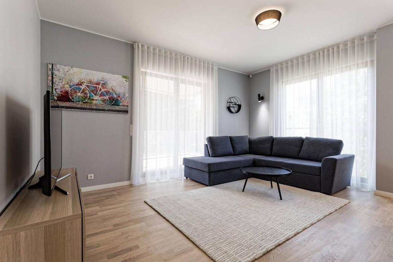 Central Apartments, Quiet With Free Parking And Ac. Талин Екстериор снимка