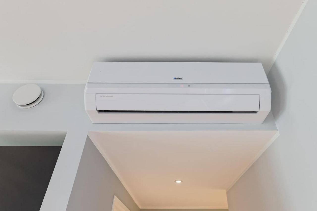 Central Apartments, Quiet With Free Parking And Ac. Талин Екстериор снимка