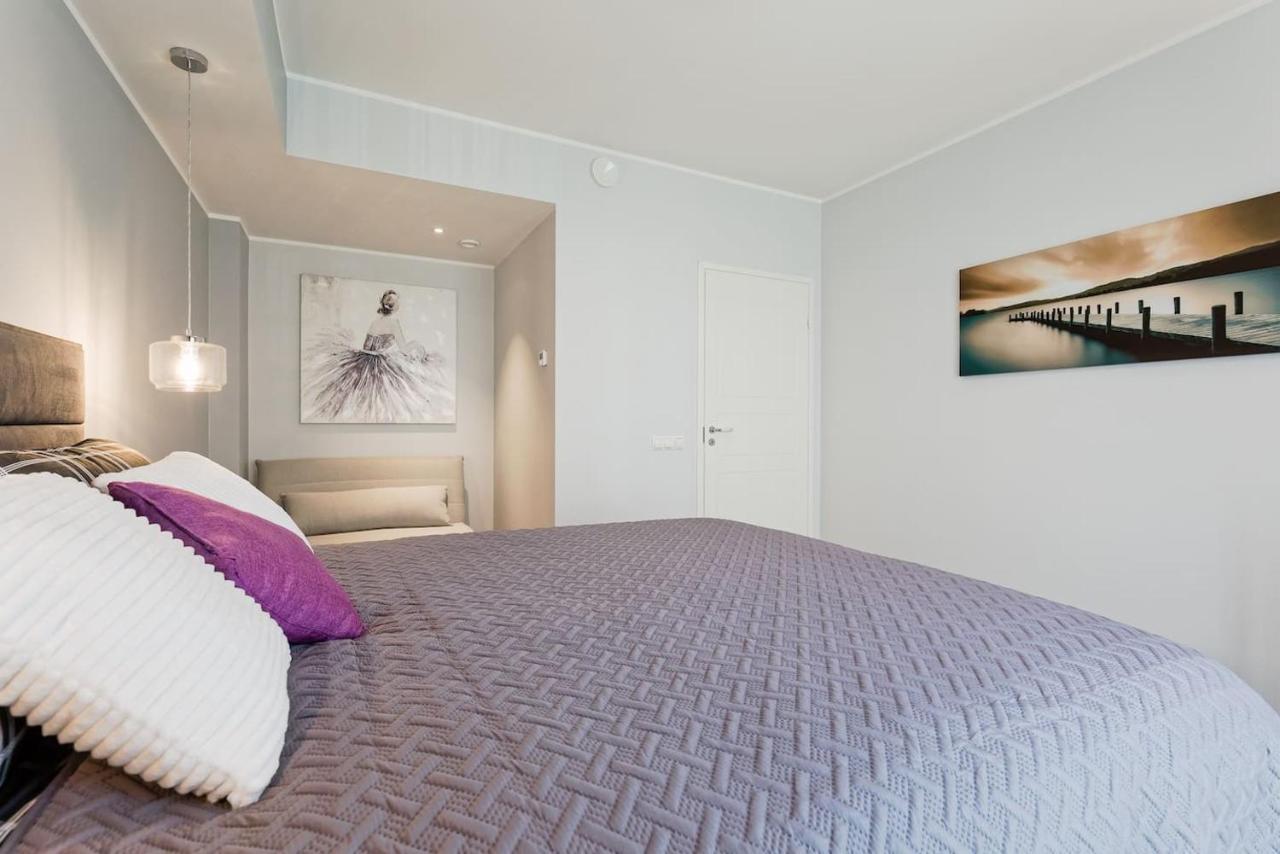 Central Apartments, Quiet With Free Parking And Ac. Талин Екстериор снимка