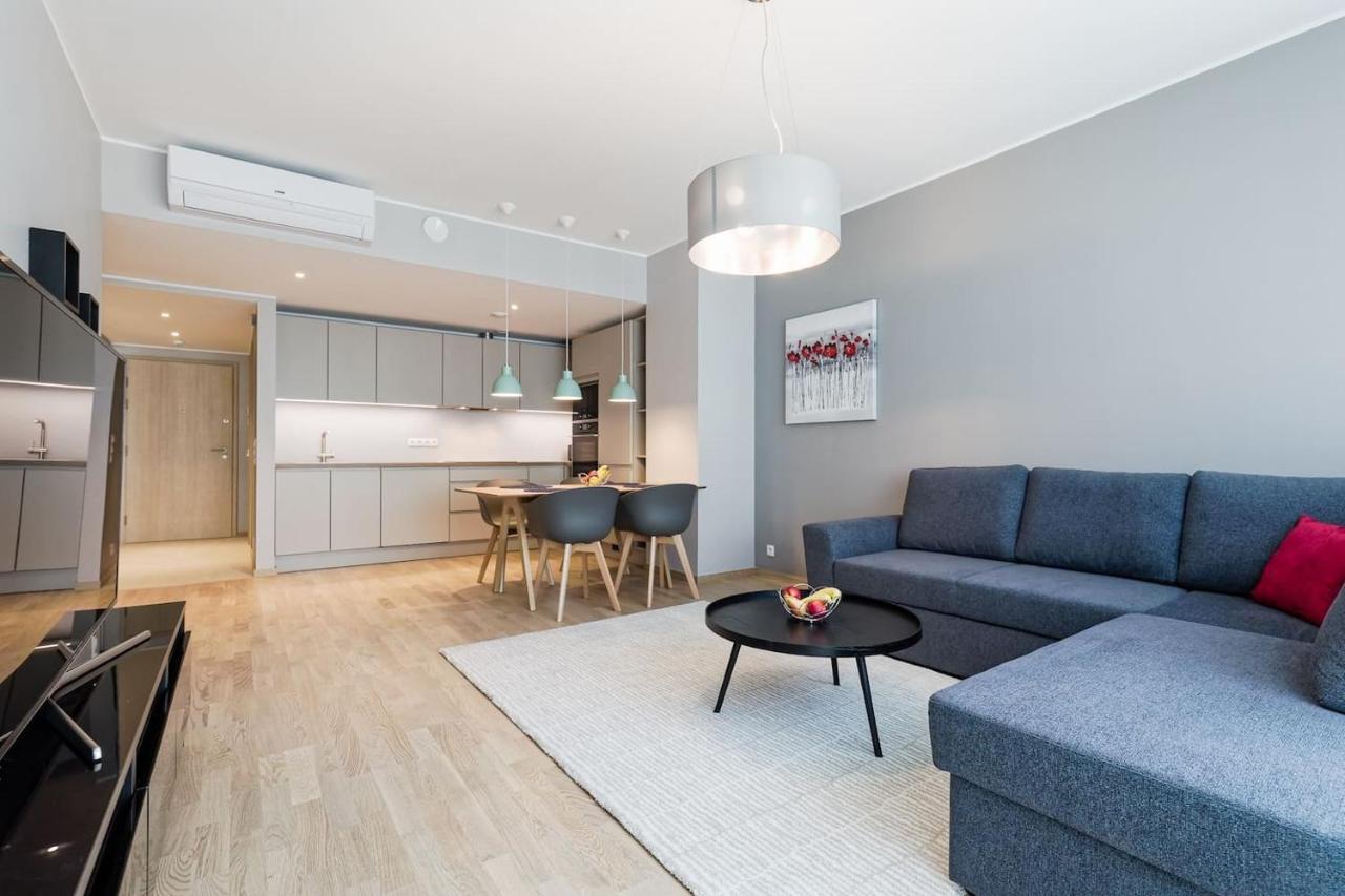 Central Apartments, Quiet With Free Parking And Ac. Талин Екстериор снимка